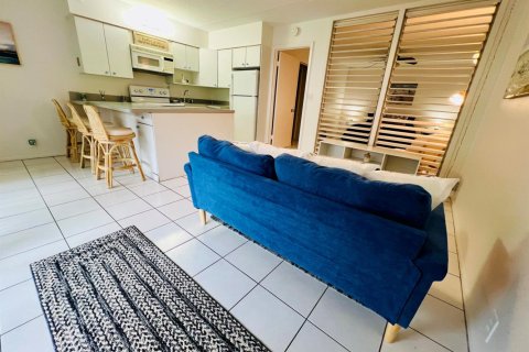 Condo in Jensen Beach, Florida, 1 bedroom № 2193327 - photo 7