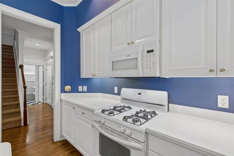 Condo in Tampa, Florida, 3 bedrooms  № 2299758 - photo 9