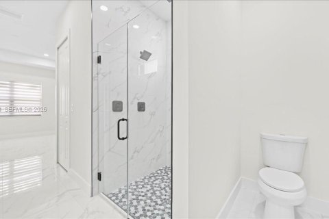 Купить виллу или дом в Кейп-Корал, Флорида 4 спальни, 171.13м2, № 2044797 - фото 16