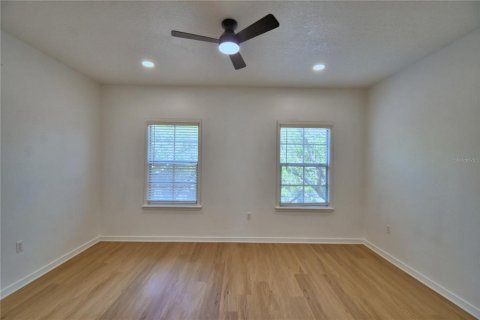 Condo in Kissimmee, Florida, 2 bedrooms  № 1635865 - photo 21