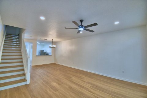 Condo in Kissimmee, Florida, 2 bedrooms  № 1635865 - photo 5
