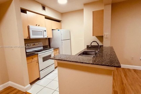 Снять в аренду кондоминиум в Мирамар, Флорида 1 спальня, 74.32м2, № 2006772 - фото 19