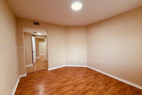 Снять в аренду кондоминиум в Мирамар, Флорида 1 спальня, 74.32м2, № 2006772 - фото 8