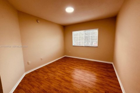 Снять в аренду кондоминиум в Мирамар, Флорида 1 спальня, 74.32м2, № 2006772 - фото 14