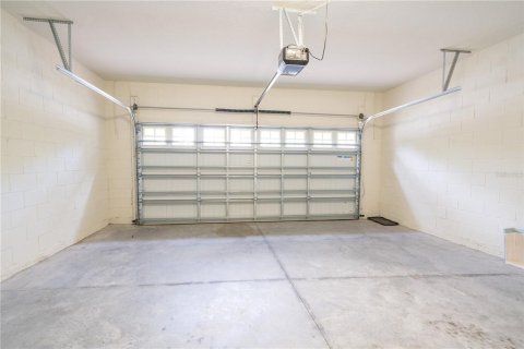 Casa en venta en Kissimmee, Florida, 6 dormitorios, 291.9 m2 № 2230535 - foto 12