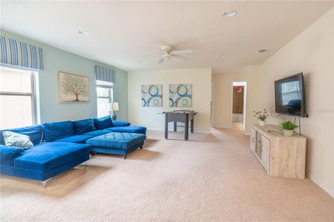Casa en venta en Kissimmee, Florida, 6 dormitorios, 291.9 m2 № 2230535 - foto 8