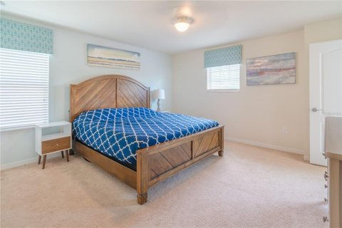 Casa en venta en Kissimmee, Florida, 6 dormitorios, 291.9 m2 № 2230535 - foto 9