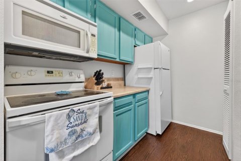 Copropriété à louer à Clearwater, Floride: 1 chambre, 53.42 m2 № 2114726 - photo 8