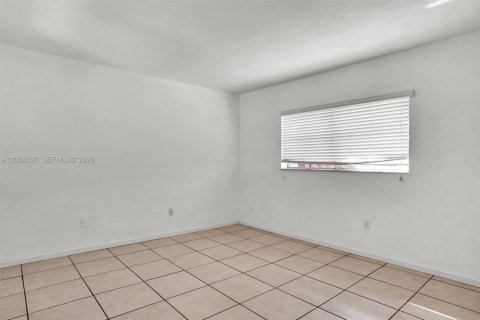 Condo in Pinecrest, Florida, 3 bedrooms  № 2069532 - photo 20