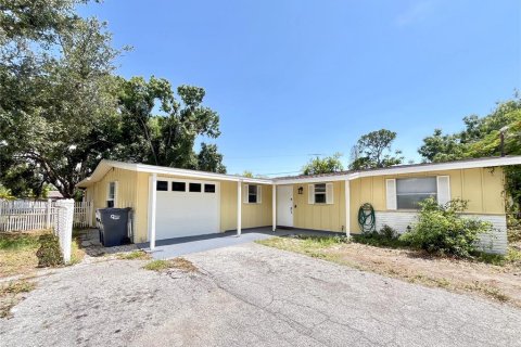 Villa ou maison à Bradenton, Floride 4 chambres, 115.76 m2 № 2399418