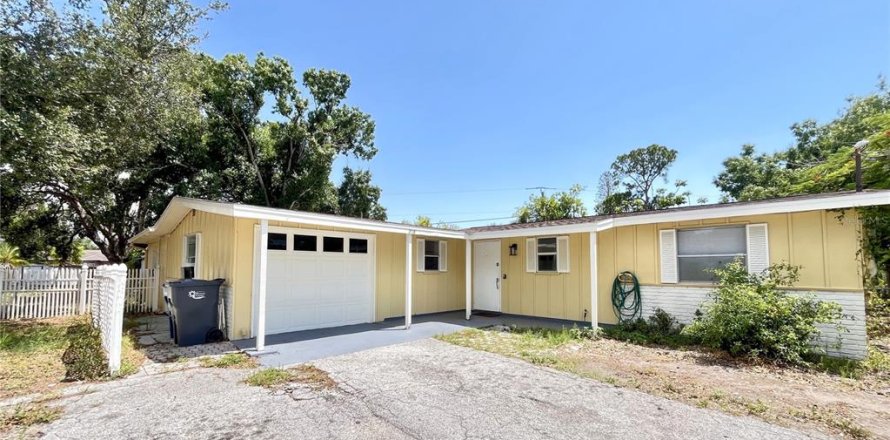 Villa ou maison à Bradenton, Floride 4 chambres, 115.76 m2 № 2399418