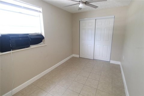 Villa ou maison à louer à Bradenton, Floride: 4 chambres, 115.76 m2 № 2399418 - photo 18