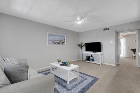 Condominio en venta en Bradenton, Florida, 1 dormitorio, 61.32 m2 № 2148592 - foto 6