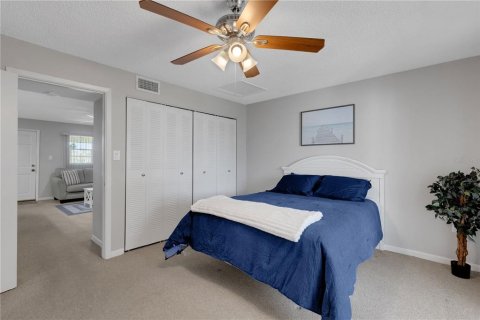 Condominio en venta en Bradenton, Florida, 1 dormitorio, 61.32 m2 № 2148592 - foto 19