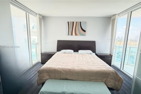 Condominio en alquiler en Aventura, Florida, 2 dormitorios, 143.44 m2 № 2086163 - foto 11