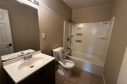 Villa ou maison à louer à Ocala, Floride: 2 chambres, 82.13 m2 № 2383990 - photo 5