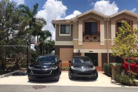 Adosado en alquiler en Davie, Florida, 4 dormitorios, 185.06 m2 № 1947079 - foto 15