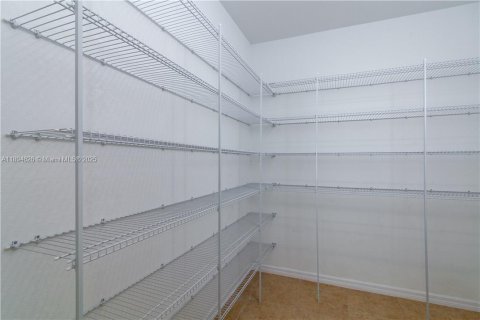 Adosado en alquiler en Davie, Florida, 4 dormitorios, 185.06 m2 № 1947079 - foto 12