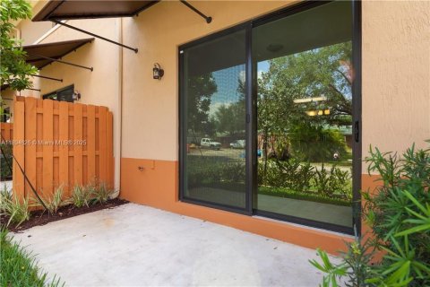 Adosado en alquiler en Davie, Florida, 4 dormitorios, 185.06 m2 № 1947079 - foto 14