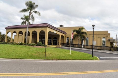 Condominio en venta en Clearwater, Florida, 2 dormitorios, 102.19 m2 № 2116728 - foto 4