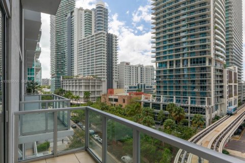 Купить кондоминиум в Майами, Флорида 1 спальня, 96.62м2, № 1988699 - фото 24