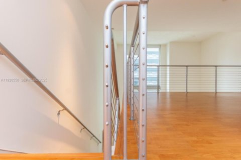 Купить кондоминиум в Майами, Флорида 1 спальня, 96.62м2, № 1988699 - фото 12