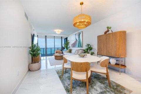 Купить кондоминиум в Майами, Флорида 2 спальни, 143.53м2, № 2031074 - фото 5