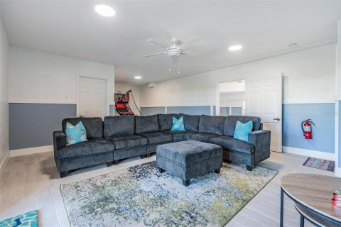 House in Indian Rocks Beach, Florida 5 bedrooms, 304.81 sq.m. № 1543844 - photo 28