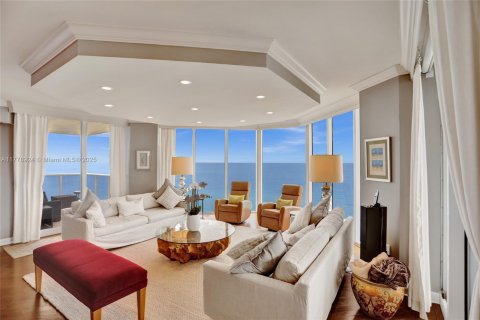 Condo in Sunny Isles Beach, Florida, 3 bedrooms № 1862421 - photo 3