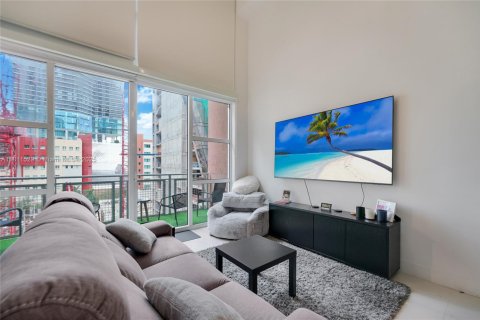 Condo in Miami, Florida, 1 bedroom № 2194093 - photo 6