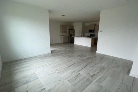 Villa ou maison à vendre à Jensen Beach, Floride: 4 chambres, 168.25 m2 № 2089665 - photo 4