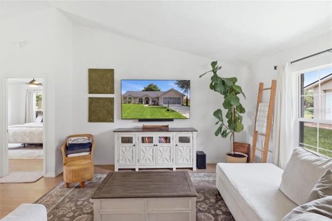 House in Wildwood, Florida 3 bedrooms № 2403083 - photo 13