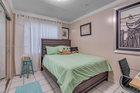 Купить кондоминиум в Майами, Флорида 3 спальни, 88.44м2, № 1832476 - фото 12