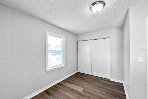 Villa ou maison à louer à Tampa, Floride: 3 chambres, 83.61 m2 № 2425799 - photo 7
