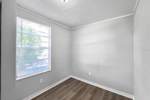 Villa ou maison à louer à Tampa, Floride: 3 chambres, 83.61 m2 № 2425799 - photo 6