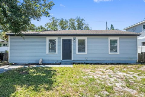 Villa ou maison à Tampa, Floride 3 chambres, 83.61 m2 № 2425799