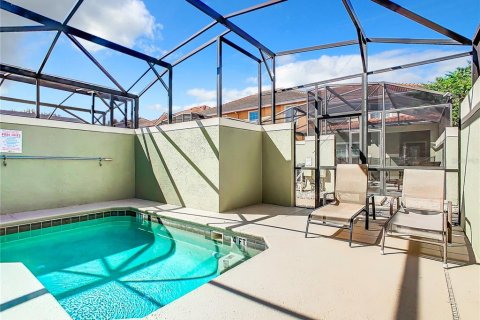 Adosado en venta en Kissimmee, Florida, 5 dormitorios, 188.03 m2 № 1383704 - foto 26