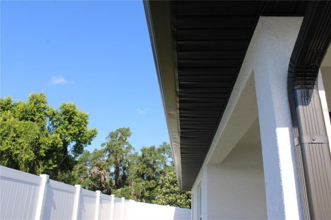 House in Davenport, Florida 4 bedrooms, 166.85 sq.m. № 2092592 - photo 29