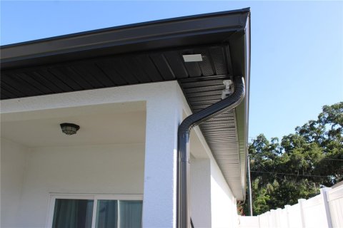 House in Davenport, Florida 4 bedrooms, 166.85 sq.m. № 2092592 - photo 28