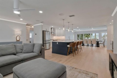 Villa ou maison à vendre à Palm Harbor, Floride: 3 chambres, 180.88 m2 № 2407064 - photo 19