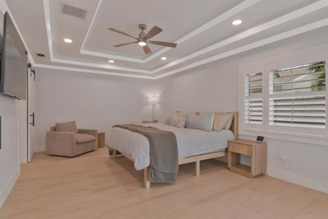Villa ou maison à vendre à Palm Harbor, Floride: 3 chambres, 180.88 m2 № 2407064 - photo 4