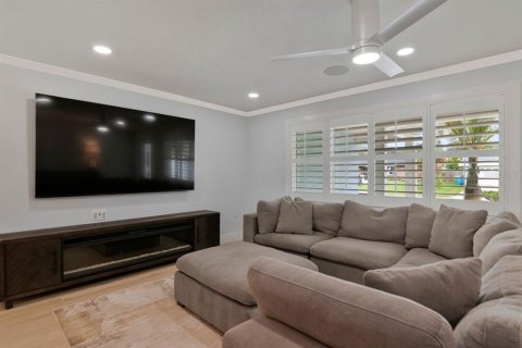 Villa ou maison à vendre à Palm Harbor, Floride: 3 chambres, 180.88 m2 № 2407064 - photo 8