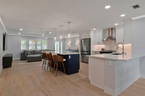 Villa ou maison à vendre à Palm Harbor, Floride: 3 chambres, 180.88 m2 № 2407064 - photo 16