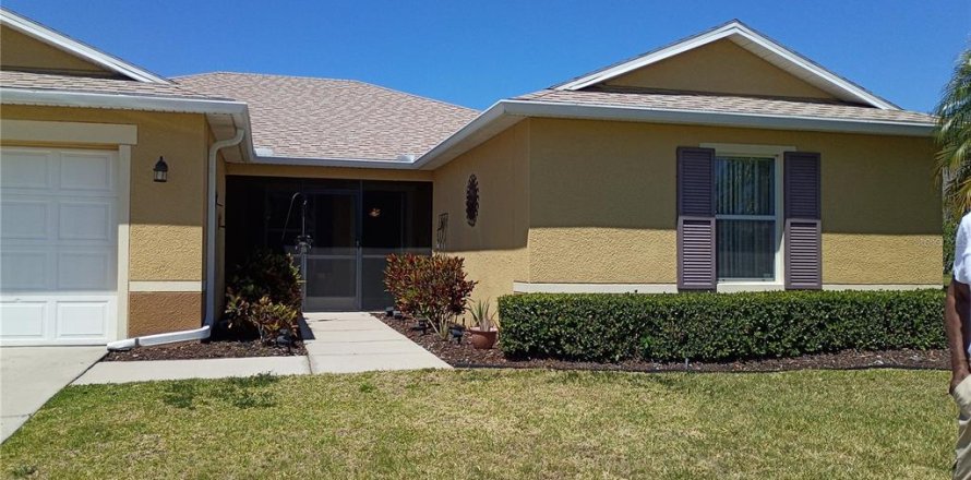 Casa en Apollo Beach, Florida 4 dormitorios, 198.9 m2 № 2122453