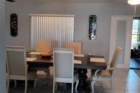 Casa en venta en Apollo Beach, Florida, 4 dormitorios, 198.9 m2 № 2122453 - foto 13