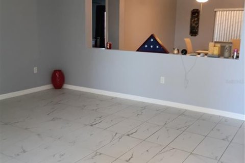 Casa en venta en Apollo Beach, Florida, 4 dormitorios, 198.9 m2 № 2122453 - foto 8