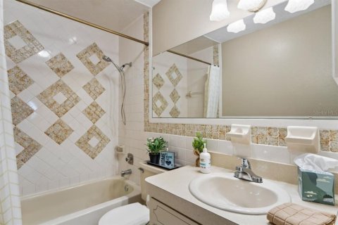 Copropriété à louer à Port Richey, Floride: 2 chambres, 104.98 m2 № 2383904 - photo 21
