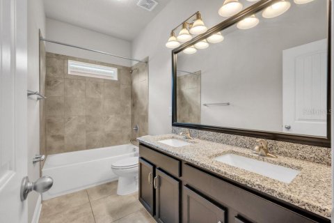 Casa en venta en Fish Hawk, Florida, 4 dormitorios, 244.15 m2 № 2200450 - foto 20