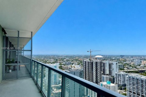 Condominio en alquiler en Miami, Florida, 1 dormitorio, 65.68 m2 № 2153919 - foto 14