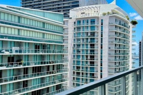Condominio en alquiler en Miami, Florida, 1 dormitorio, 65.68 m2 № 2153919 - foto 13